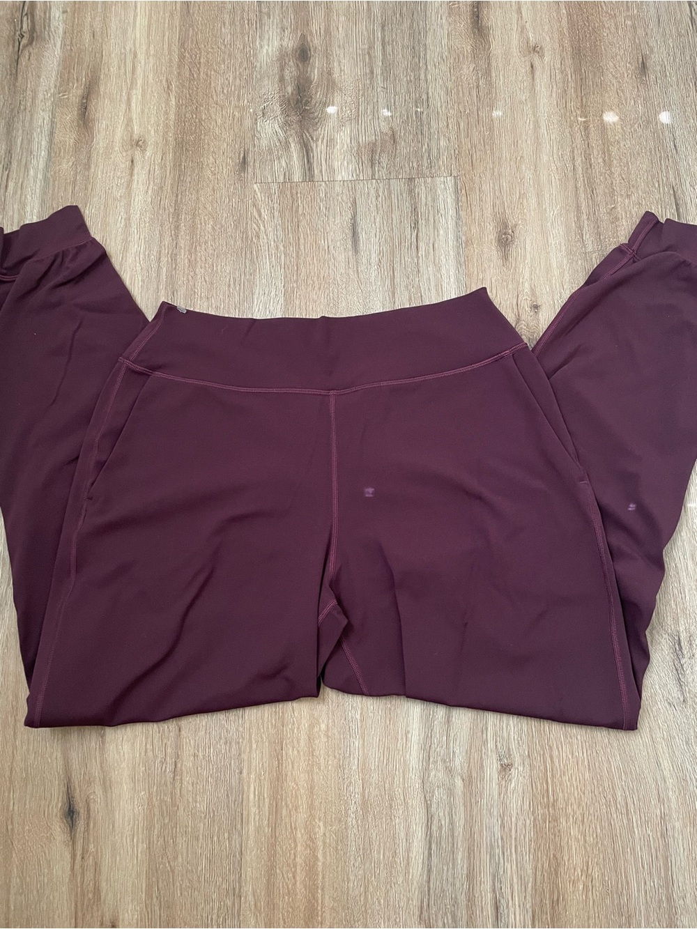 Lululemon joggers size 8